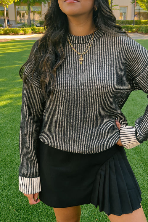 BLACK OAK SWEATER